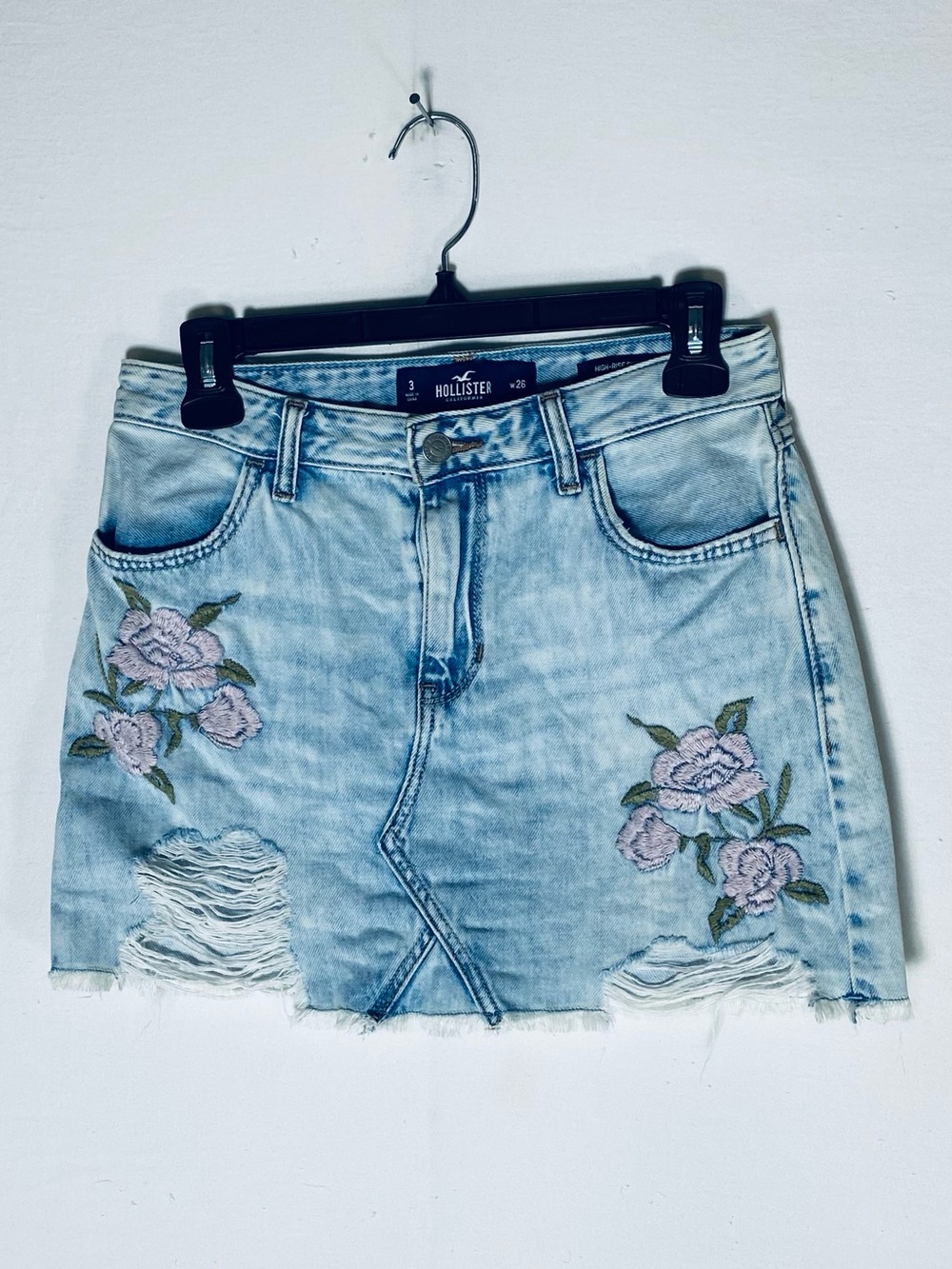 Vintage Y2K Hollister Light Wash Rose Embroidered Ripped Jean Skirt Boho 26